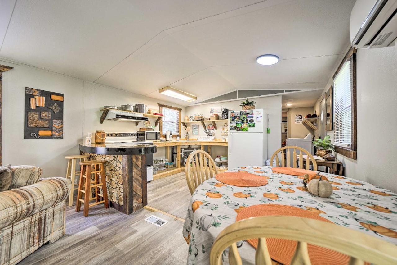 Smoky Mountain Vacation Rental With Hot Tub And Kayaks Whittier 外观 照片