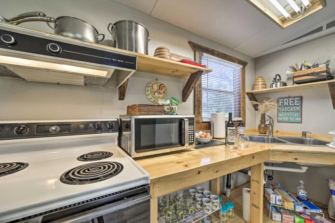 Smoky Mountain Vacation Rental With Hot Tub And Kayaks Whittier 外观 照片