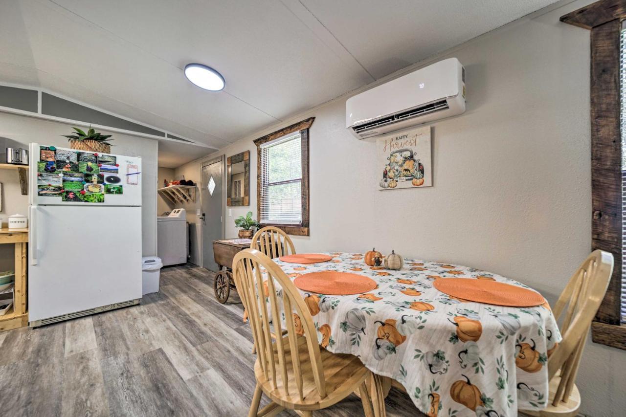 Smoky Mountain Vacation Rental With Hot Tub And Kayaks Whittier 外观 照片
