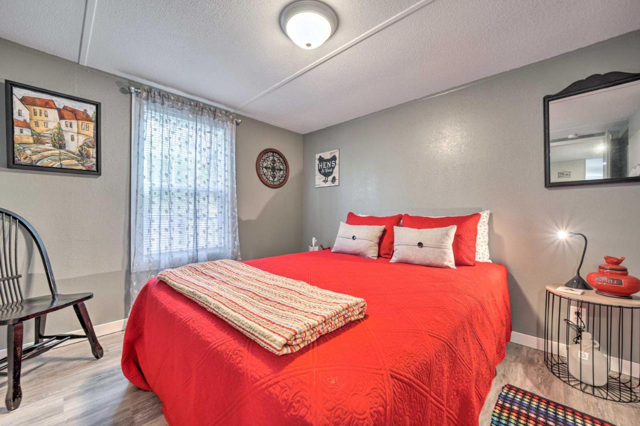 Smoky Mountain Vacation Rental With Hot Tub And Kayaks Whittier 外观 照片